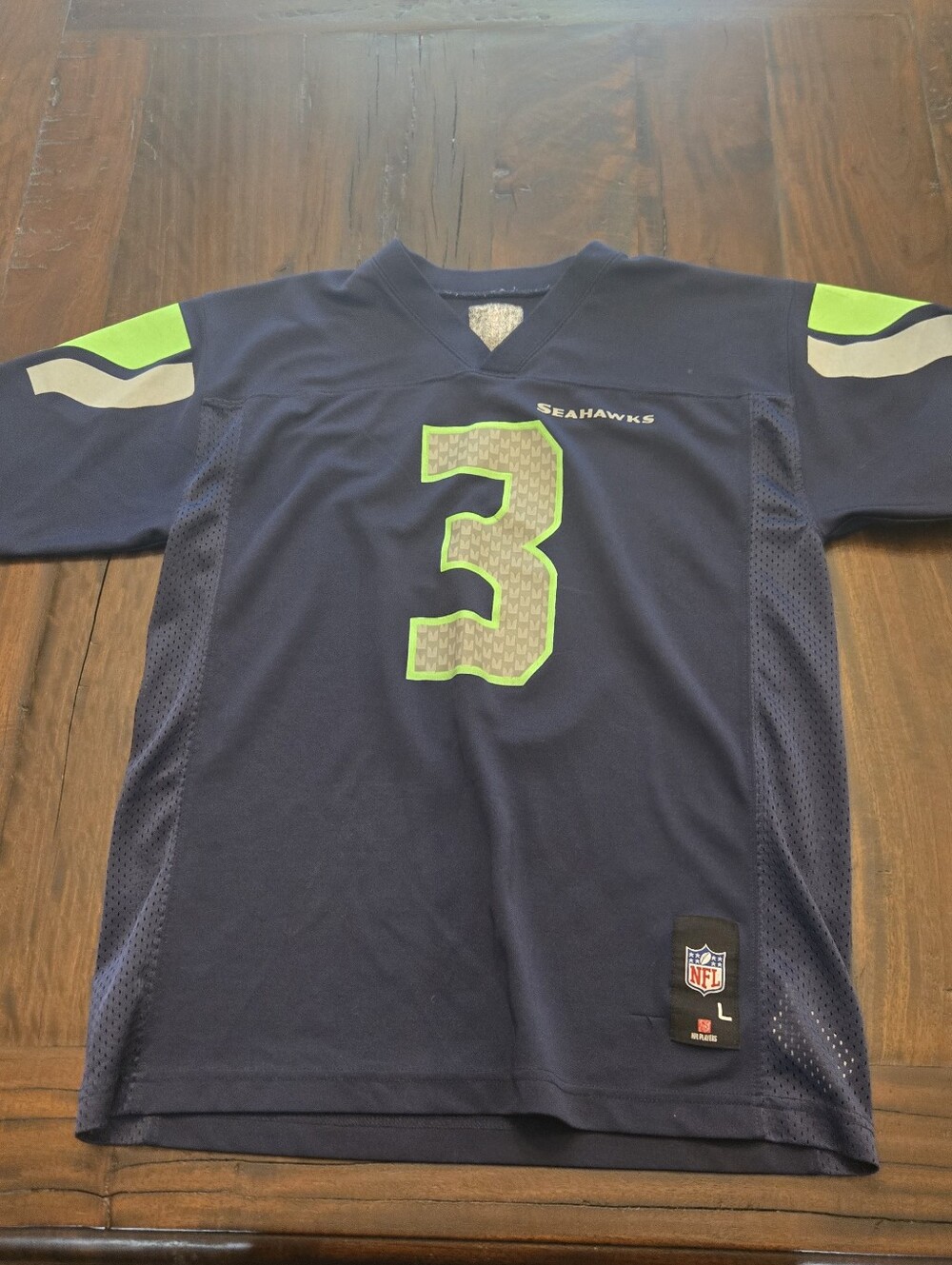 Russell Wilson Seattle Seahawks Jersey Number 3 Mens Large